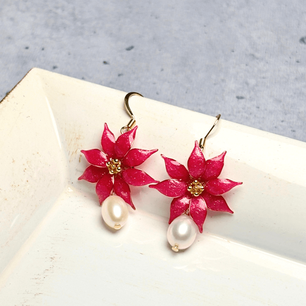 【ポインセチア】ピアス /一輪/レッド/クリスマス/金属アレルギー対応/サージカルステンレス/冬の新作/受注生産 | 7枚目